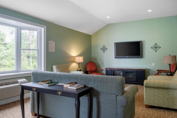 Coachman Inn image 7