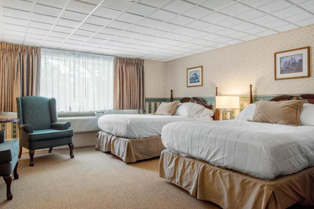 Queen Room with Two Queen Beds